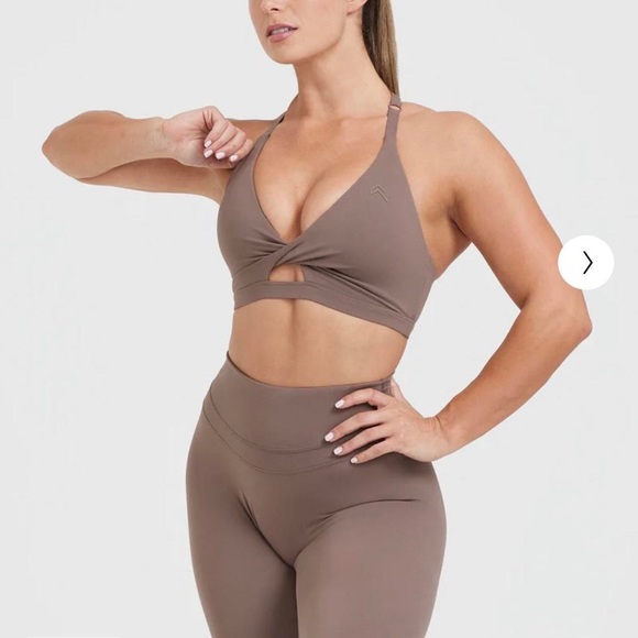 Oner Active Other - NWT Oner Active UNIFIED TWIST SPORTS BRA Cool Brown S